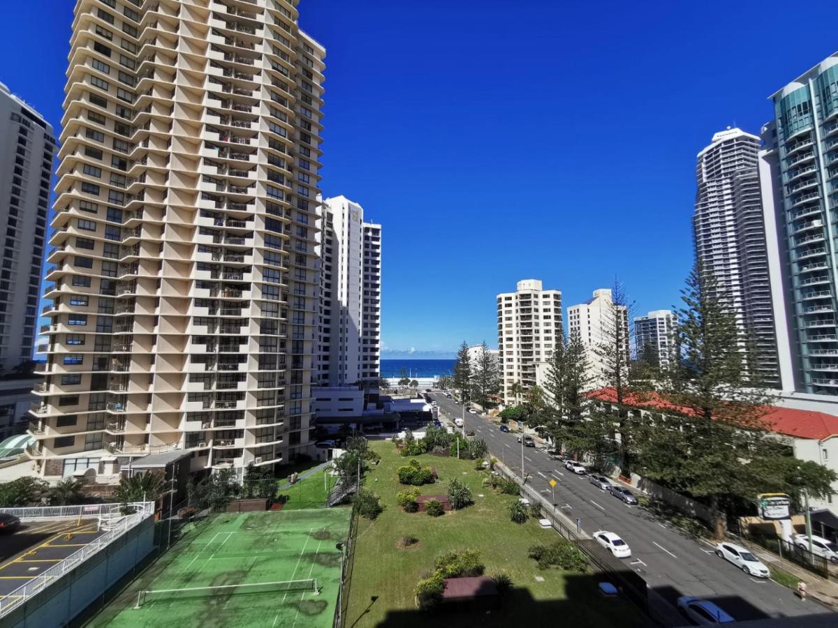 Surfers Holiday Apartments Gold Coast Exterior photo