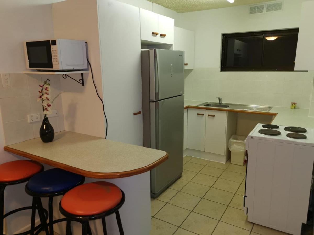 Surfers Holiday Apartments Gold Coast Exterior photo